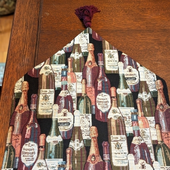 Vintage OOAK Wine Bottle Motif Tapestry Table Runner with Tassels - Picture 8 of 12